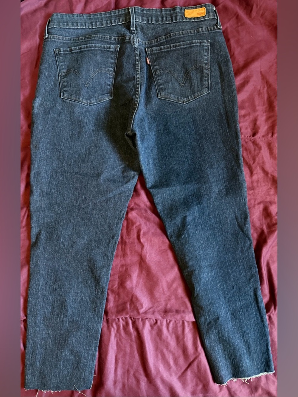 Women’s Levi's Blue Cropped Legging Jeans - Picture 4 of 7